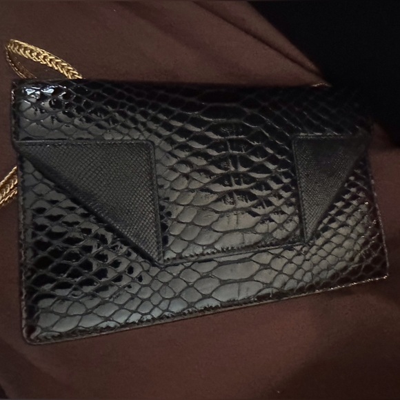 Saint Laurent Mini Betty, Patent Embossed Reptile - Picture 2 of 11